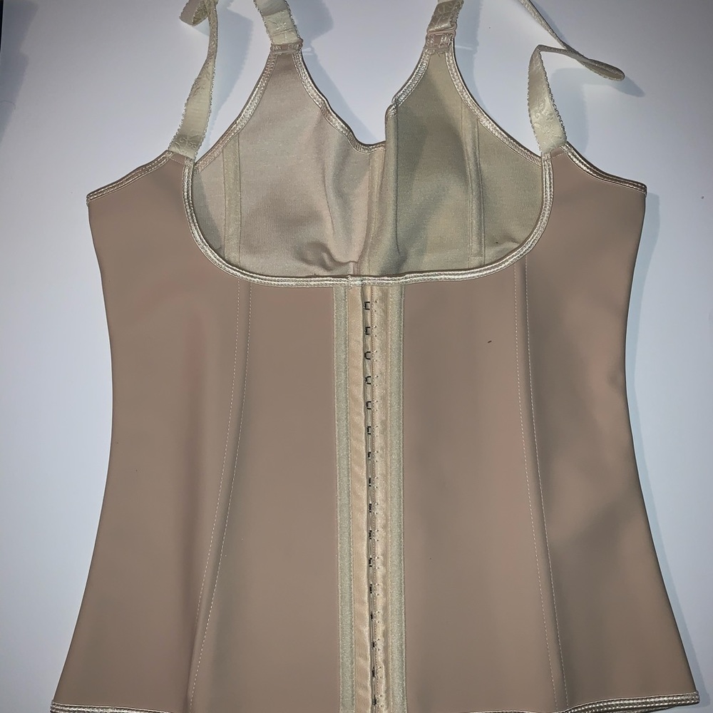 Waist Trainer - image 1